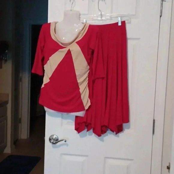 💙🏍skirt set with color block top🎉 - Picture 7 of 11